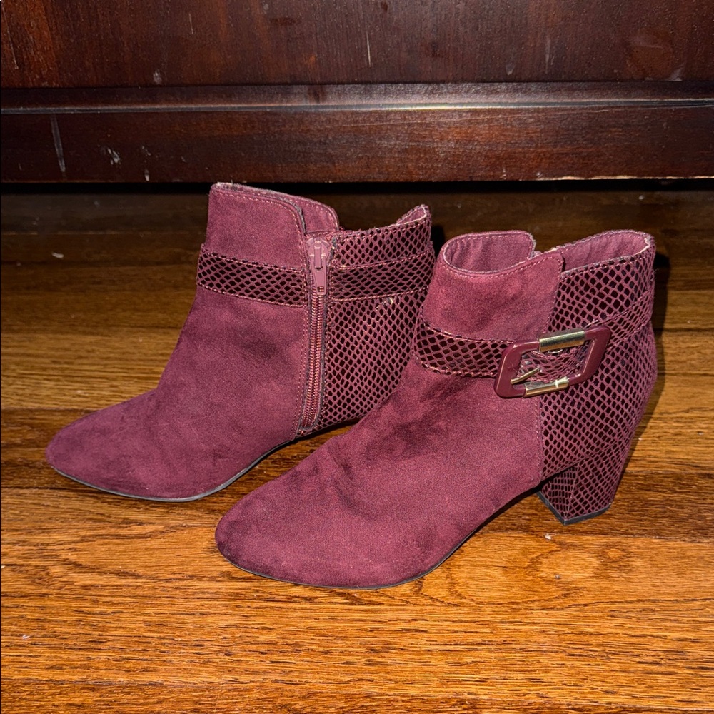 Karen Scott Maroon Ankle Booties